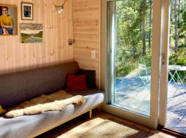 Cosy Guest House At Ekstakusten, ξενοδοχείο σε Klintehamn