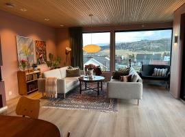 Exclusive 4-Bedroom Home -central Sandnes، فندق في ساندنيس