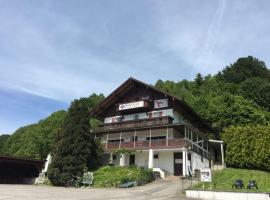 Wald Cafe, pensionat i Simbach am Inn