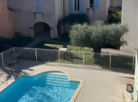 Maison en Drôme Provençale, hôtel à Nyons