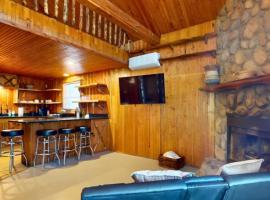 Turner Escape Cabin 2: Davis şehrinde bir otel
