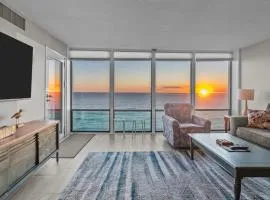 Oceanfront Condo/ Pool/ Surfing/ Fishing / EW 1002