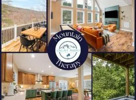 Luxe Lodge Designer Decorated Hot Tub Slope Views