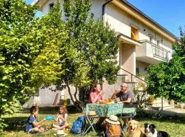 Da Jack, Apartment with garden and parking, Penne Ideal for families and pets