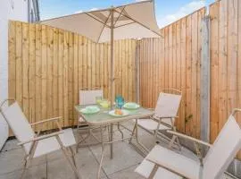 3 Bed in Newport oc-p34126