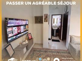 Appartement Perle Agadir with WIFI, hotel in Agadir