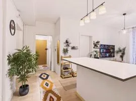 Bistro Walk Apartment