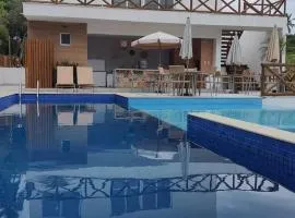 Casa Mobiliada - Praia Imbassaí