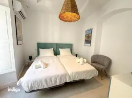 Casa Cristóbal Colón habitaciones con vistas a Semana Santa y Fiestas