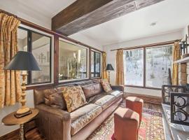 Vail Golf Course Condominium Free Bus Route Access, hotel a Mid Vail