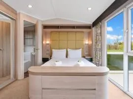 Seton Sands Kingsbarns Retreat - 2BR Luxury Lodge - Sleeps 6