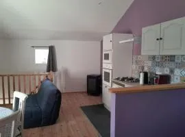 35 m2 independent studio