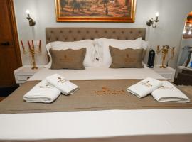 Keshtjella Xhabeqos, hótel í Tírana