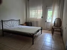 venizelou cozy aparment