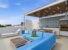 Ocean View Haven Walk to Beach Private Rooftop Terrace
