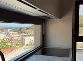 TheraLiving - Boutique Apartment with Balcony, ξενοδοχείο στην Αφάντου