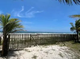 Casa de praia no condomínio Joia do Atlântico