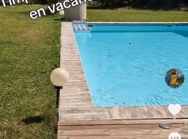 Maison bohème, Hotel in Orgon