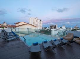 Travelodge Pattaya، فندق رومانسي في باتايا سنترال