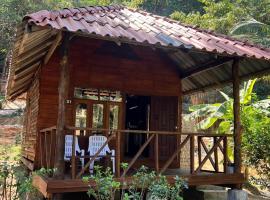 Kwangpeeb Homestay، فندق في كو فايام