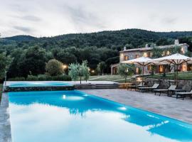 Villa With Panoramic Pool Amongst Olive Groves, viešbutis mieste Niccone