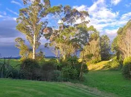 Rolling Hills Country Stay B&B