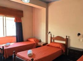 Brisas Hotel, hotel v destinácii San Salvador de Jujuy