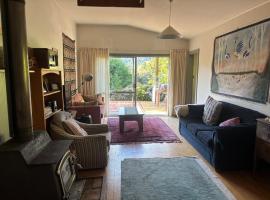 The Habitat Farm Stay, hotel 