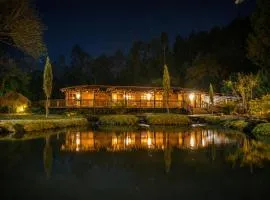 Refugio Natural - Cabañas Ecológicas con Jacuzzi, Guarne