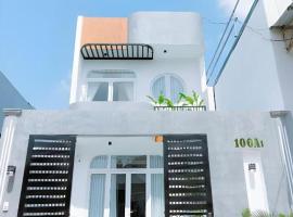 Nha Trong Pho - Green House โรงแรมในBuôn Ðũng