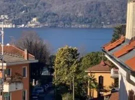 Relax Luino vista lago Casa LEA