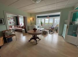 Close to Ekeberg, lake, ski and city center, Hotel in Oslo