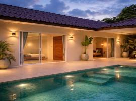 Villa Selvaya & Luxury Oasis with Pool - Jacuzzi & Exceptional Terrace - 300 m2 Luxury Villa, Hotel in Ko Phangan