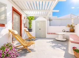 Kampanario Luxury Two-Bedroom Villa with Private Jacuzzi, hotell i Megalokhori