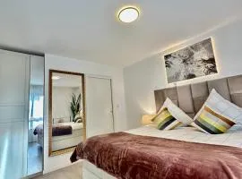 Holiday Suite City Center Airport Swiss Border Shopping mall