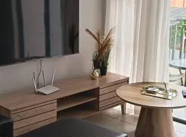 The Blyde Cozy 1-Bedroom