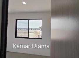 Park Serpong Type XYZ Cluster Charm, tradicionalna kućica u gradu 'Carangpulang'