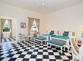 Tree of Life Sariska, Manor, hotell i Tehla