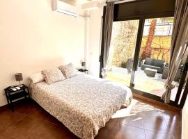 MT Boutique Suites y Apartamentos - Adults Only -, hotel i Mataró