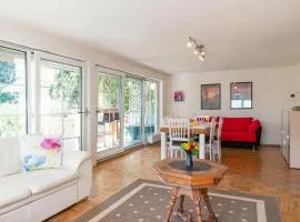 Gardenia-Altach, 2-4 P, Küche, Garten, Terrasse, Parkplatz, Wifi, Ski Stellplatz