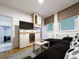 Stay & smile Novi Sad