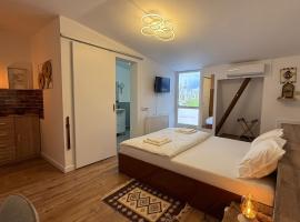 Wood Nest, hotelli kohteessa Bragadiru