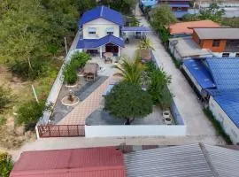 RomYen Garden Private House