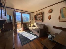 La Casa del Sole, 2 bedrooms, parking space, Hotel in Sestriere