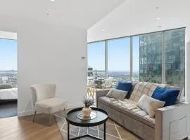 Signature CBD Luxury 2 Bedroom - Pool, Sauna & Gym Access