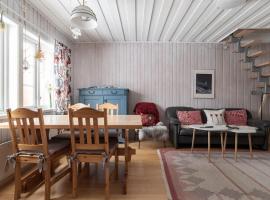 Cozy Ski-In Cabin in Duved, מלון בדובד