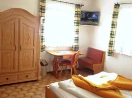 App 1 - Farbennest mit Frühstück Teeküche inkl Sommerbergbahnen