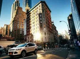 Frank Porter - The Pad by OMNIYAT