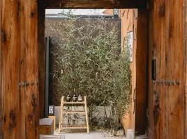 ANON, A Private Hanok by Unwadang