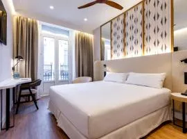 Petit Palace Plaza de la Reina